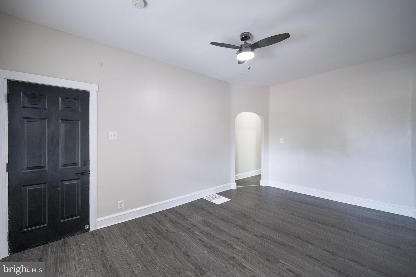 5847 Willows Ave #unit 1 Property Photo 2