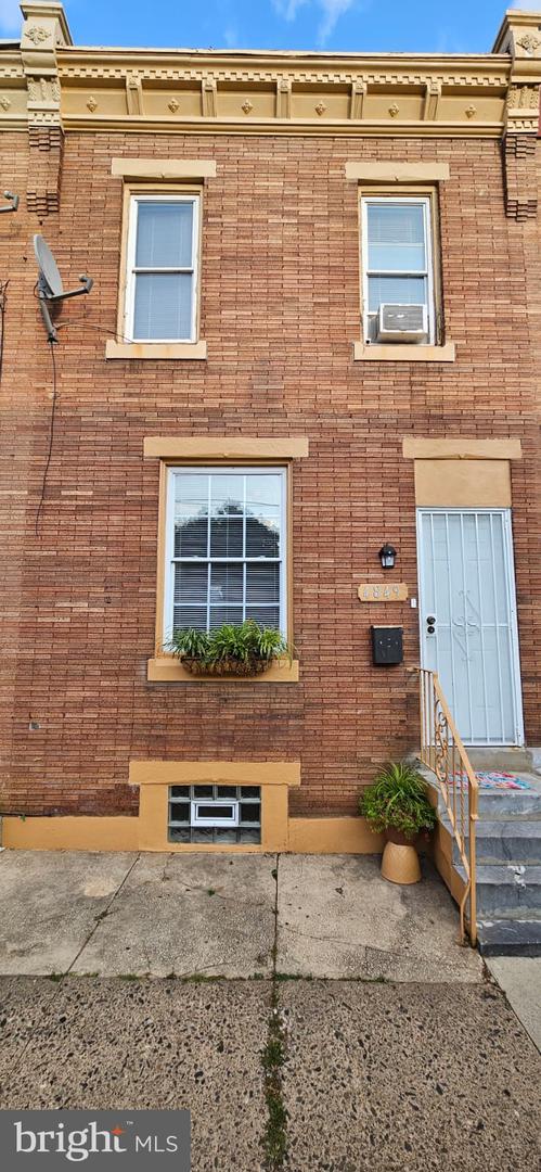 4849 MULBERRY ST Property Photo 1