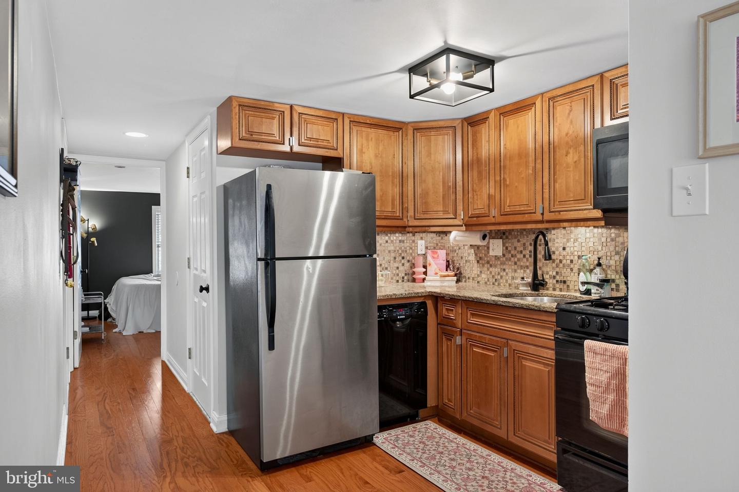 1227 Shackamaxon St #8 Property Photo 14