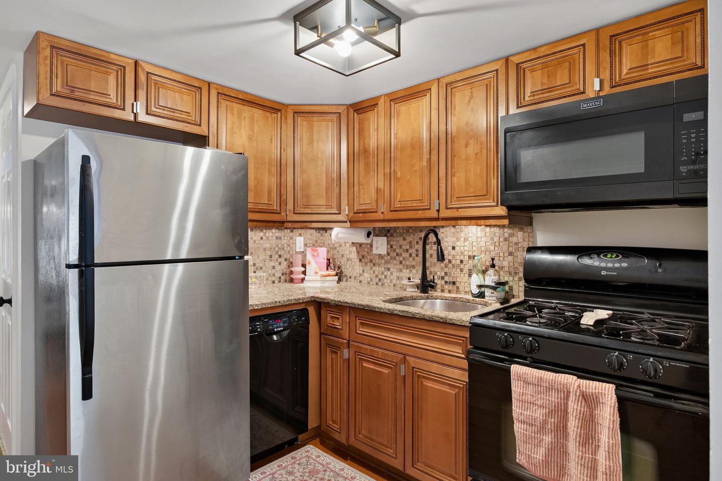 1227 Shackamaxon St #8 Property Photo 15
