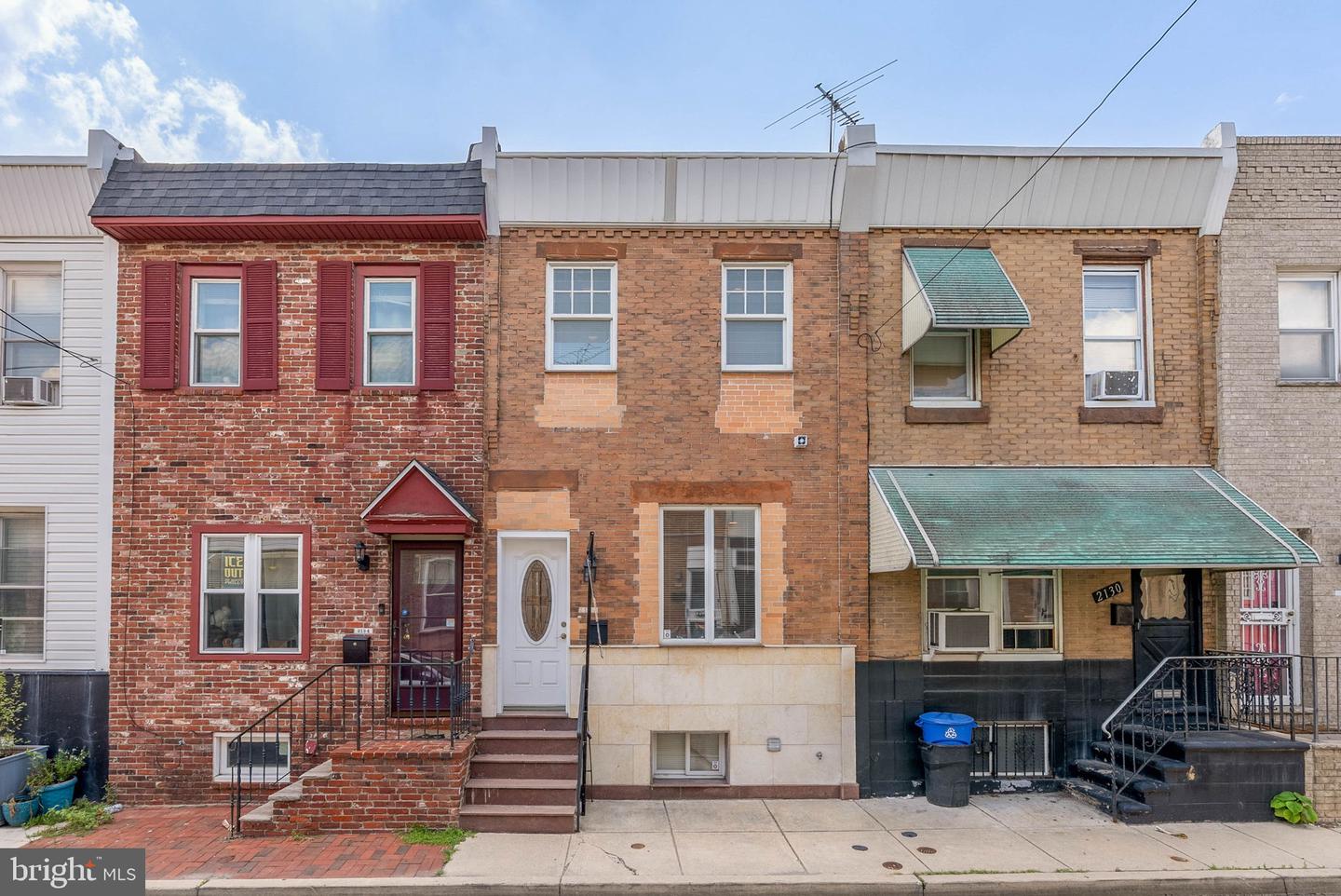 2132 S Chadwick St Property Photo 1