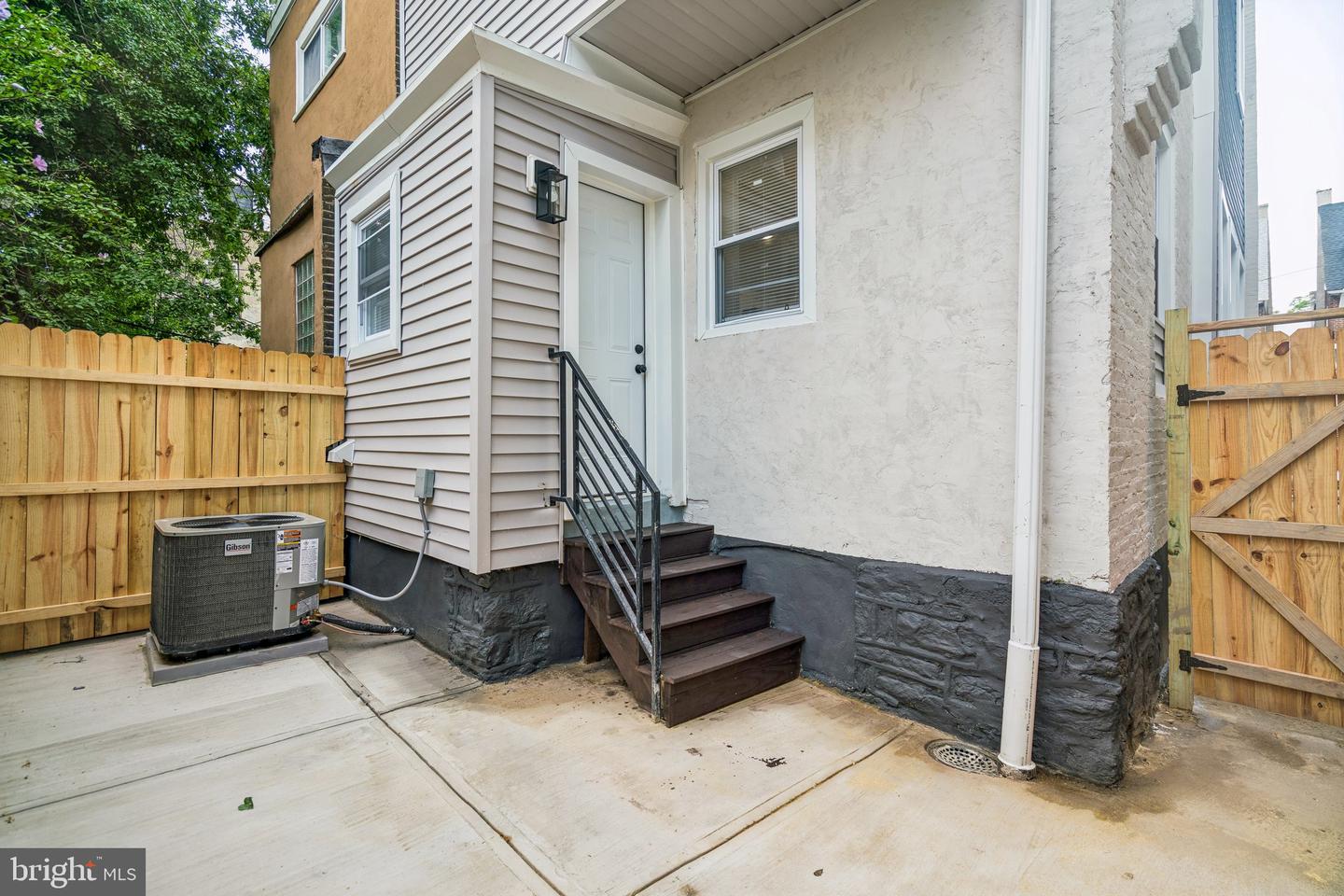 4913 Chancellor St Property Photo 11