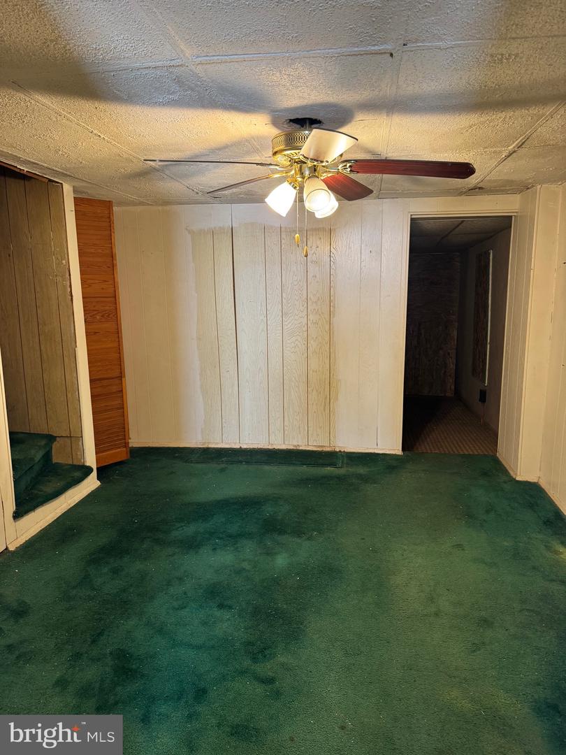 4555 Worrell Ct Property Photo 3