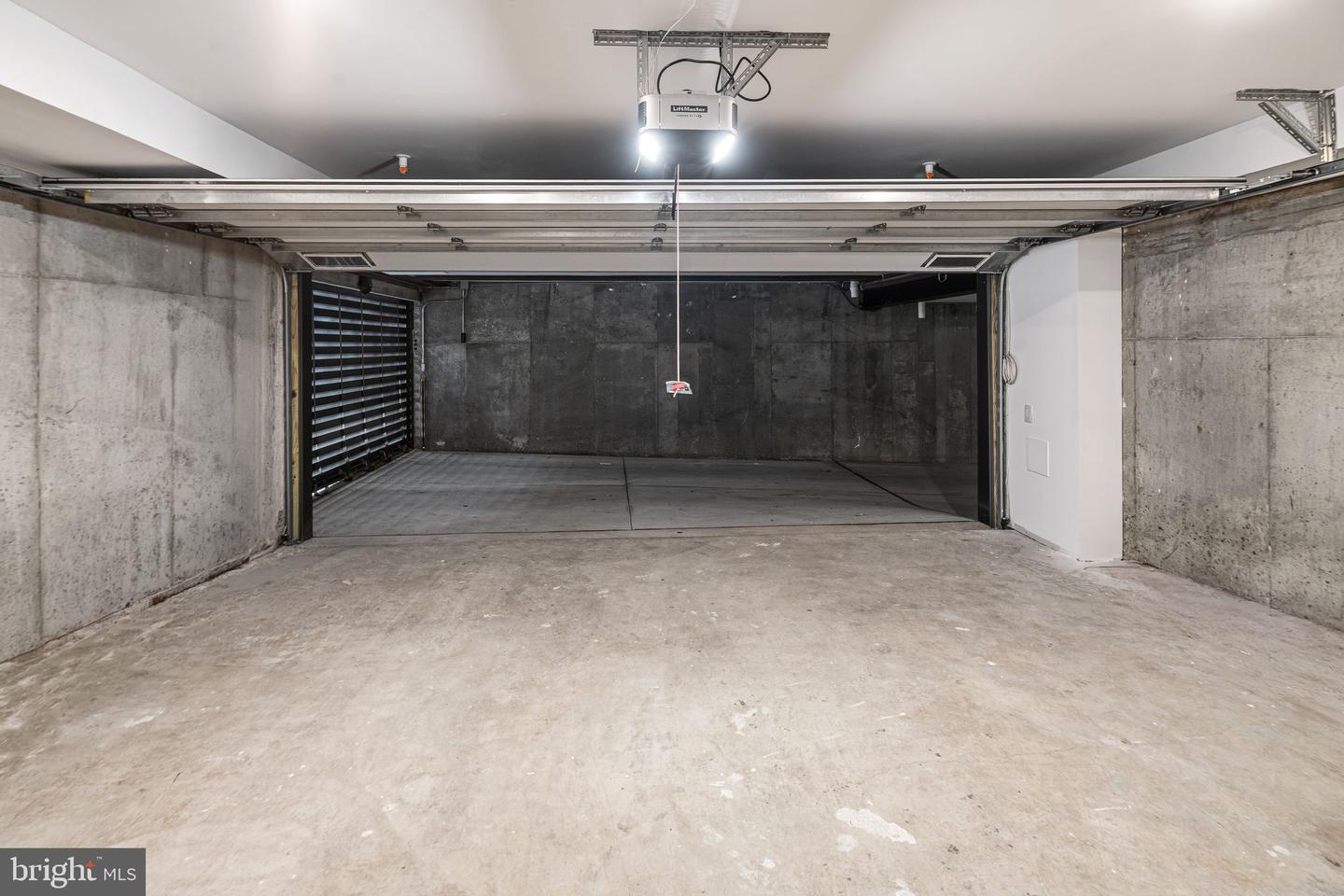 2316 Sansom St Property Photo 53