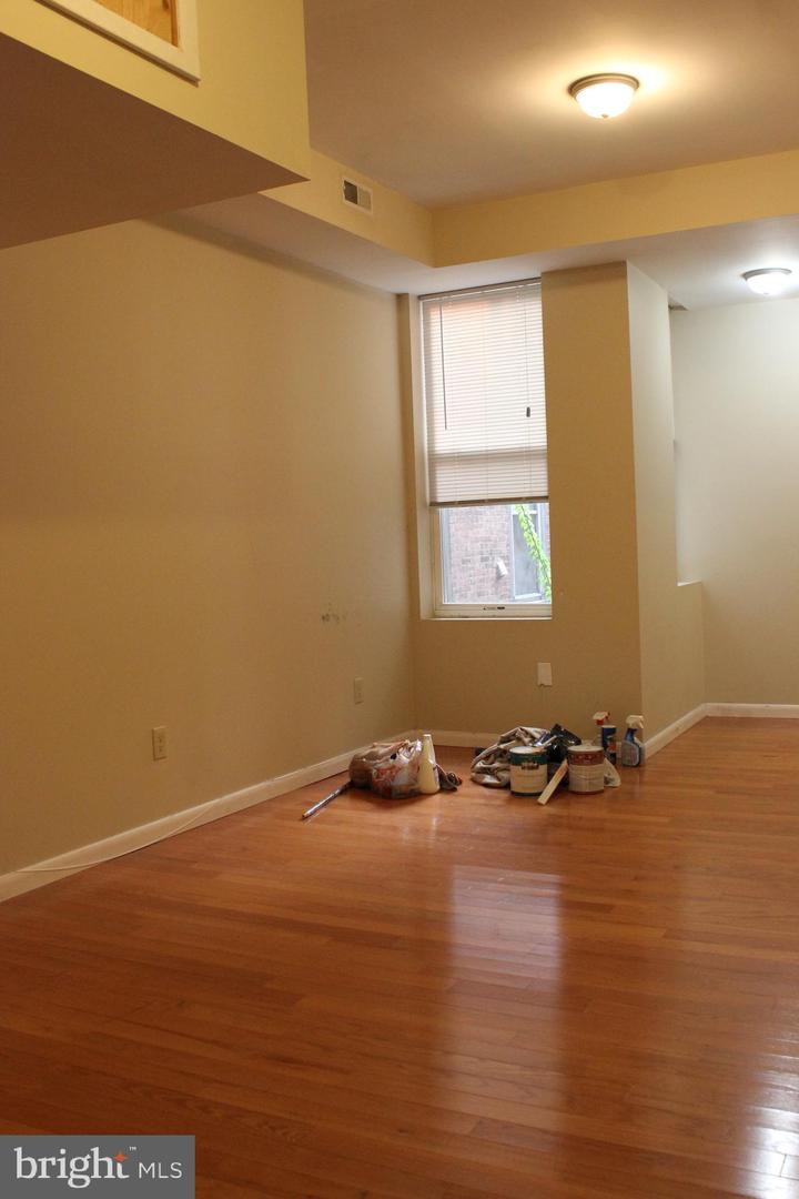436 N 32nd St #2 Property Photo 11