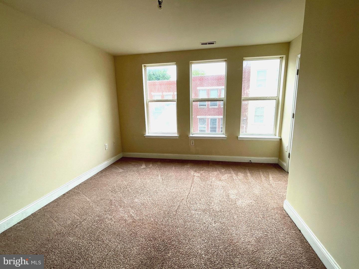 1934 N GRATZ ST #UNIT B Property Photo 1