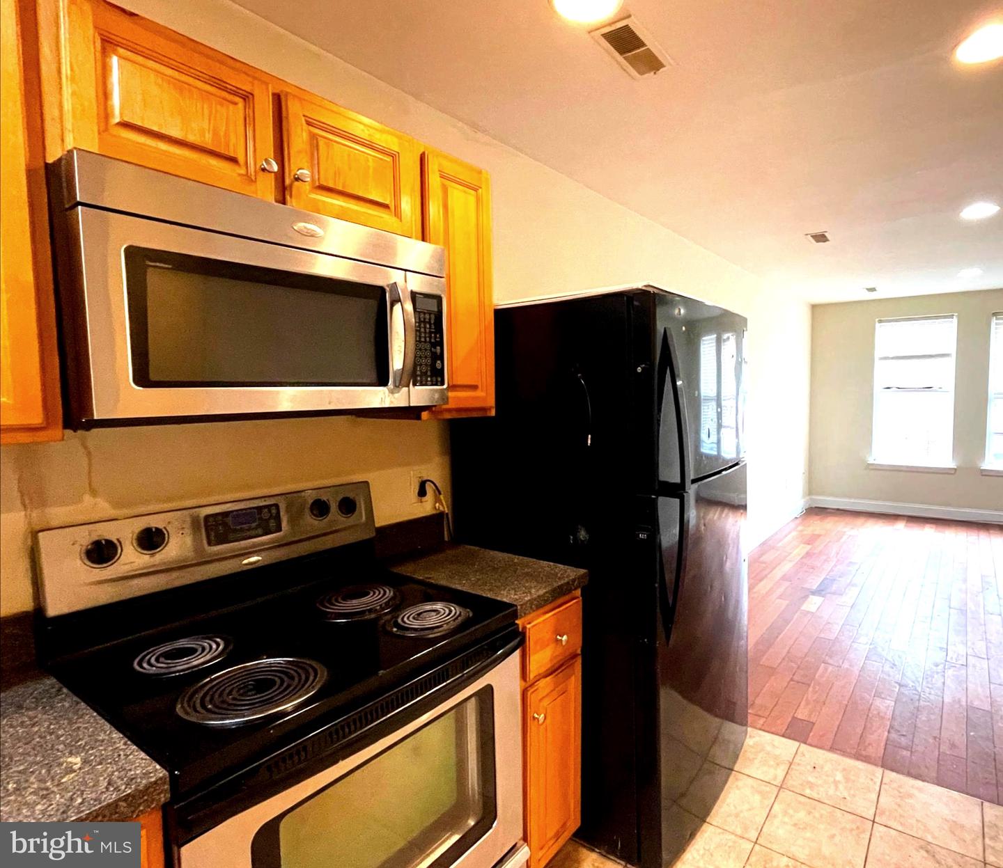 1934 N Gratz St #unit B Property Photo 3