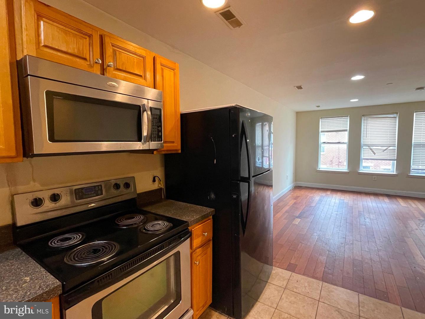 1934 N Gratz St #unit B Property Photo 4