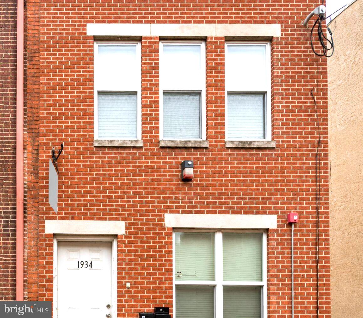 1934 N Gratz St #unit B Property Photo 4