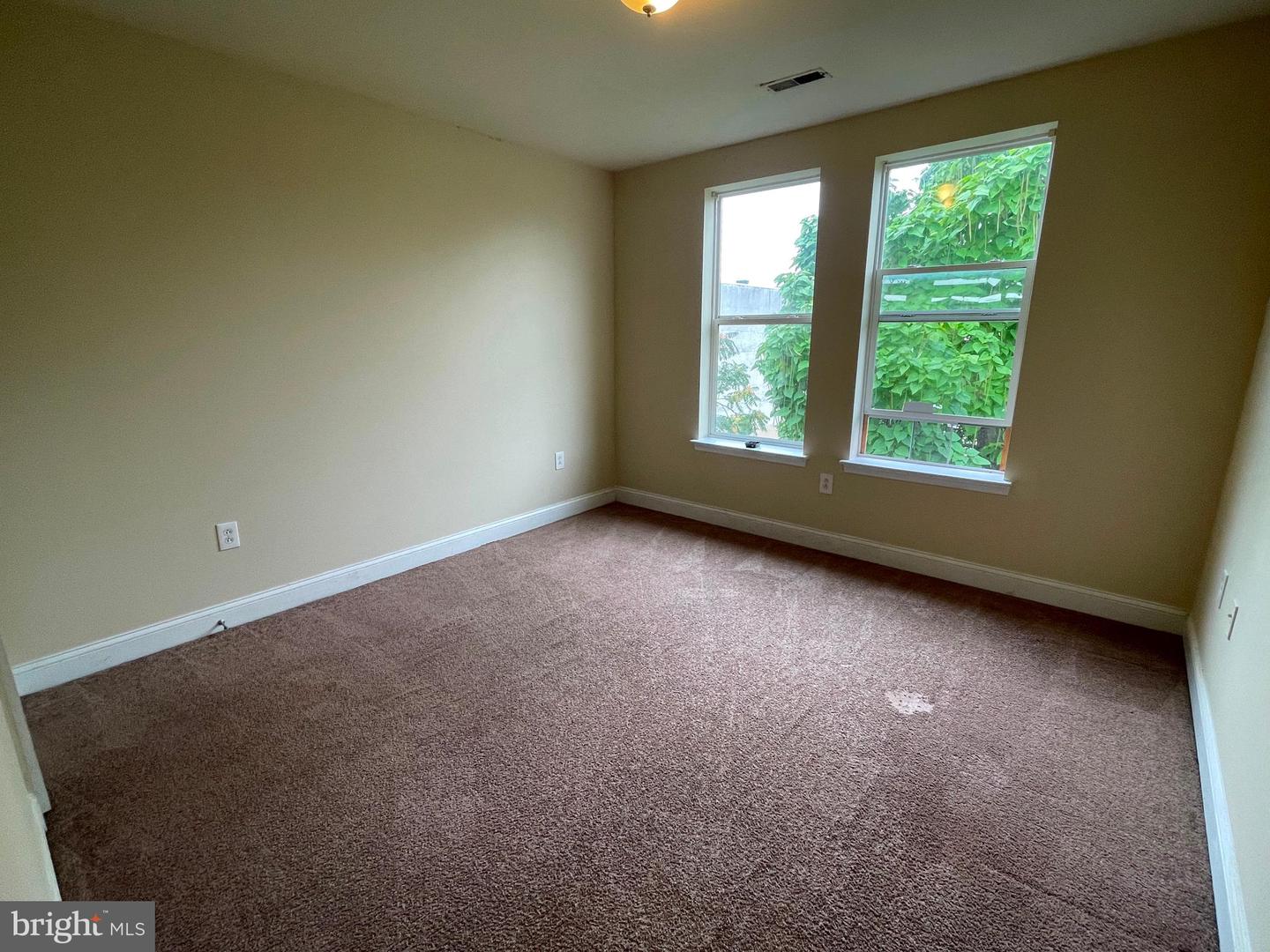1934 N Gratz St #unit B Property Photo 6