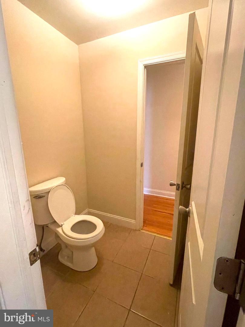 1934 N Gratz St #unit B Property Photo 7