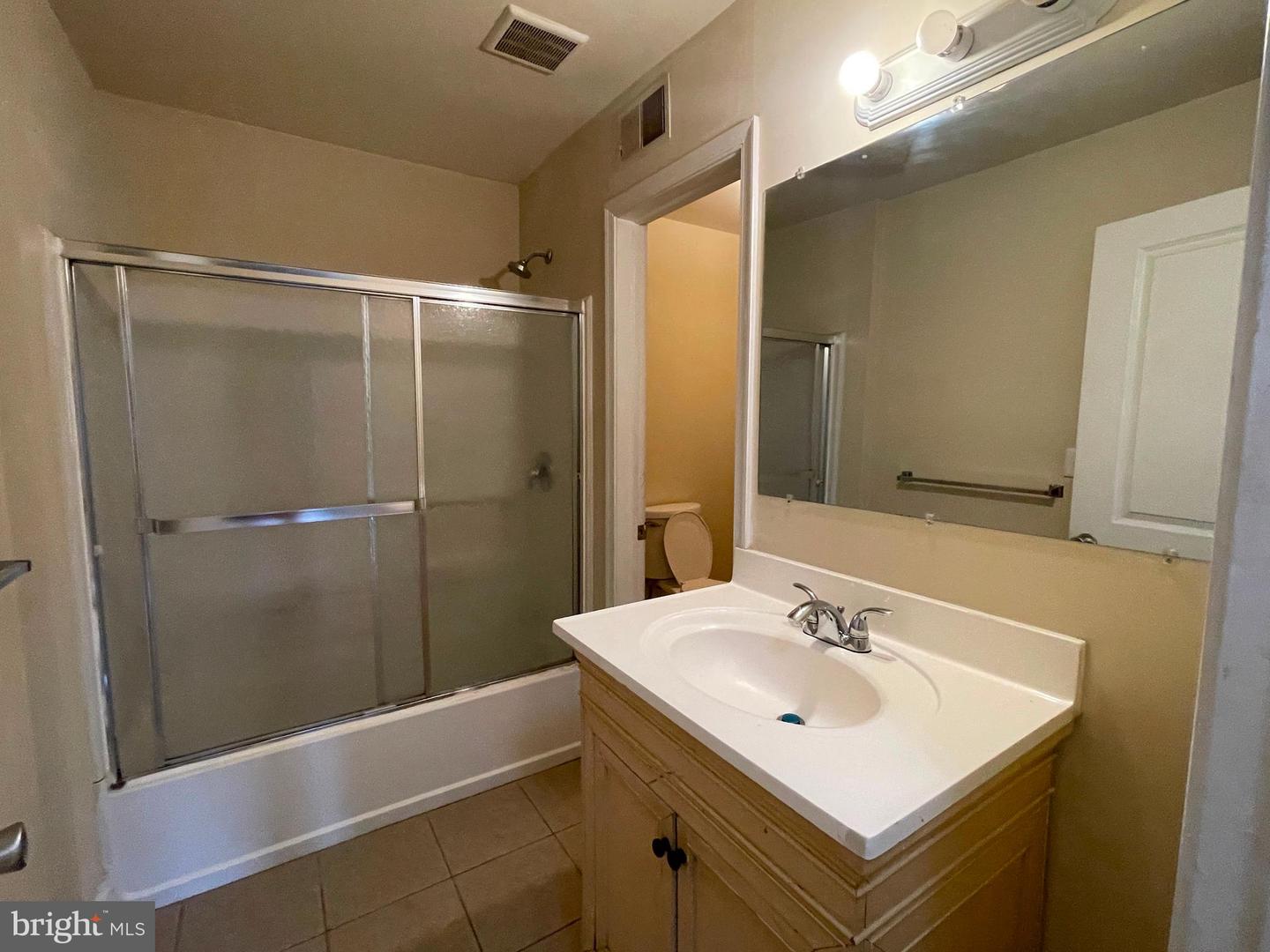1934 N Gratz St #unit B Property Photo 8