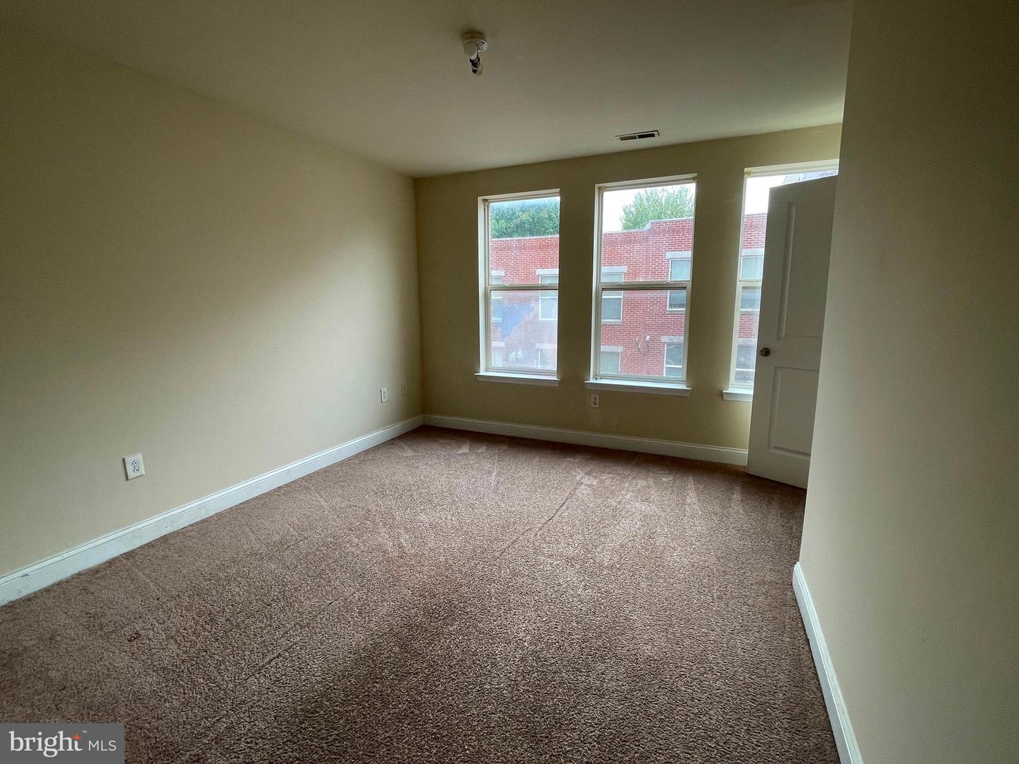 1934 N Gratz St #unit B Property Photo 11