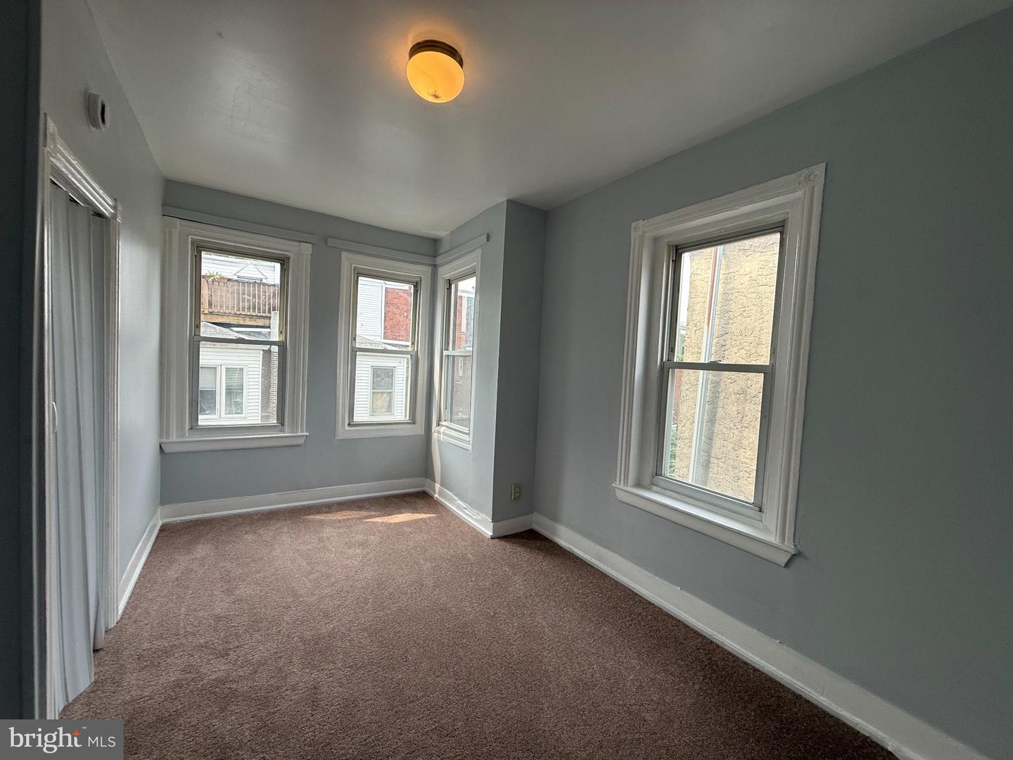 4216 Wyalusing Ave Property Photo 6