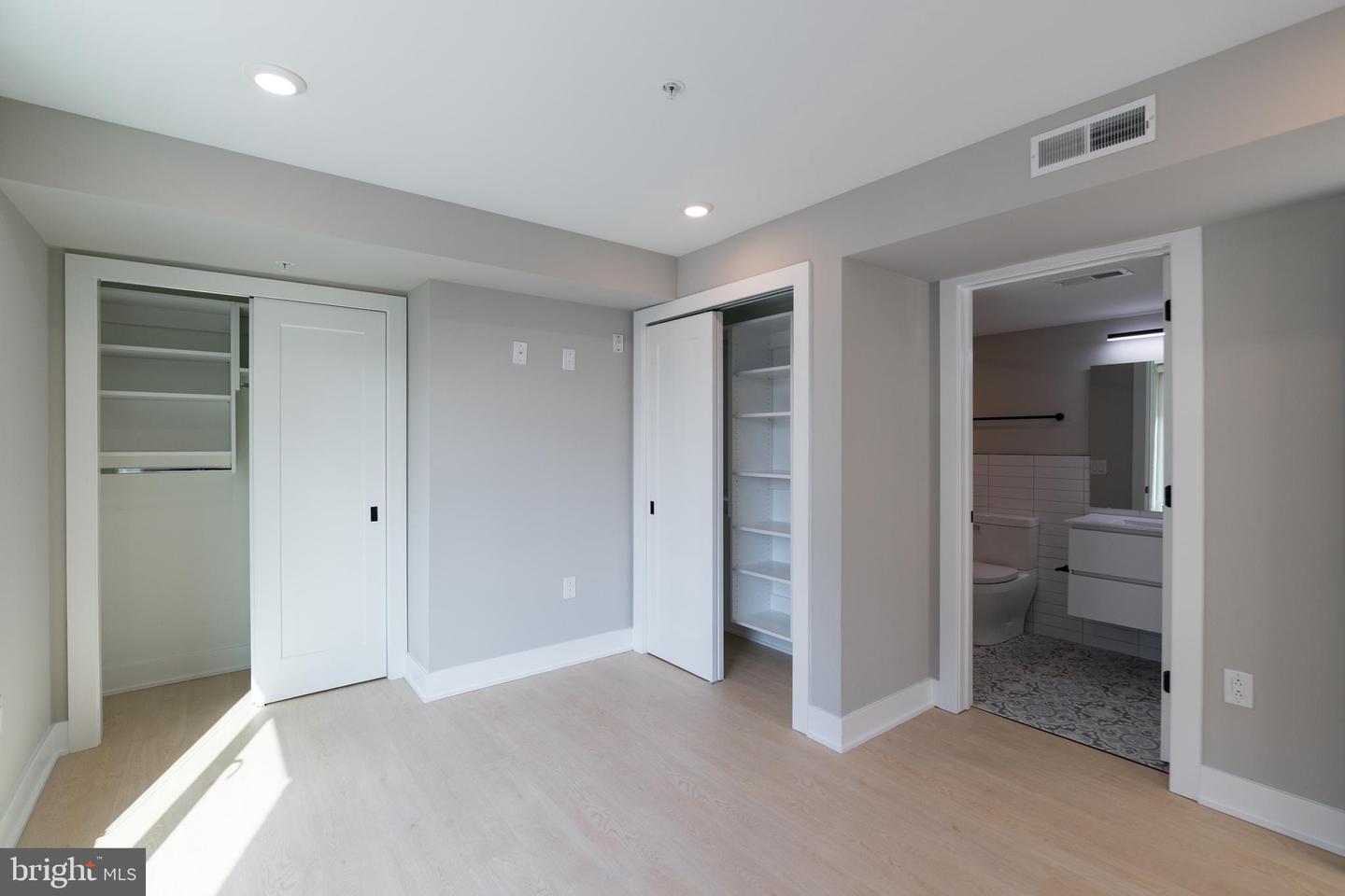 6604 Ridge Ave #300 Property Photo 8