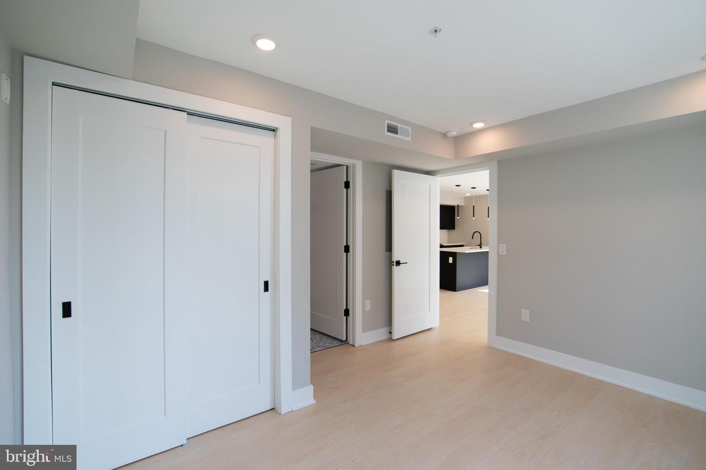 6604 Ridge Ave #300 Property Photo 9