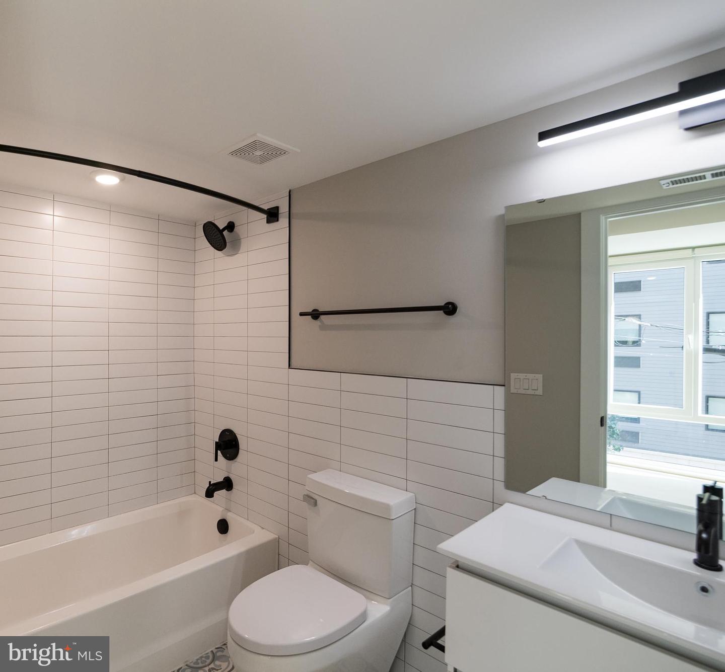 6604 Ridge Ave #300 Property Photo 10