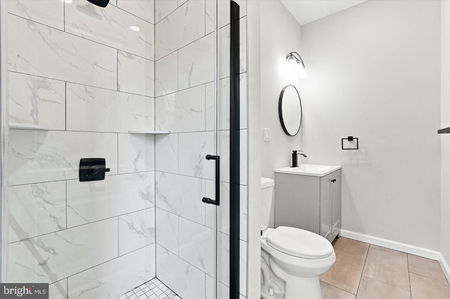 623 W Oxford St #2f Property Photo 8