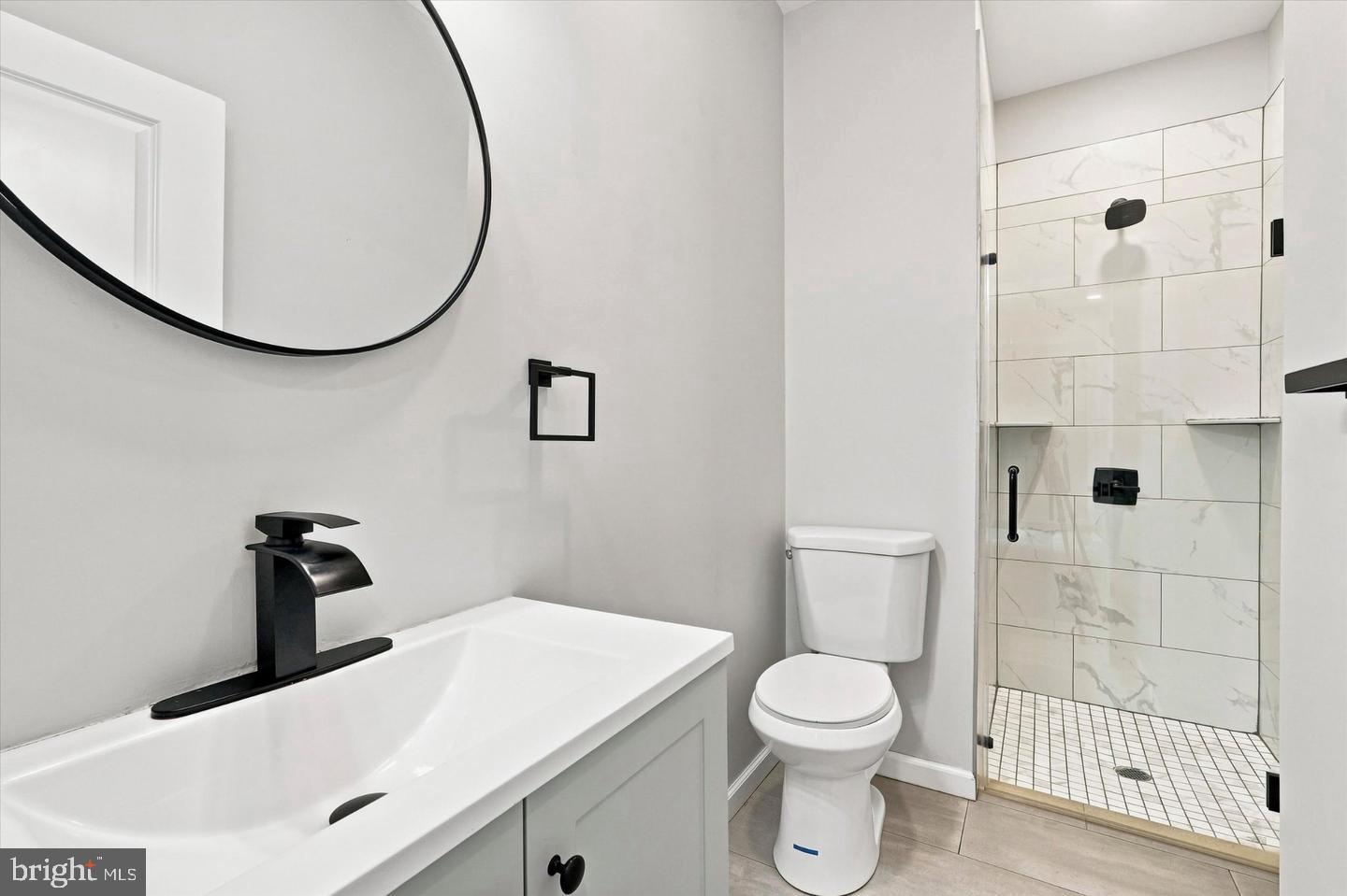 623 W Oxford St #2r Property Photo 5