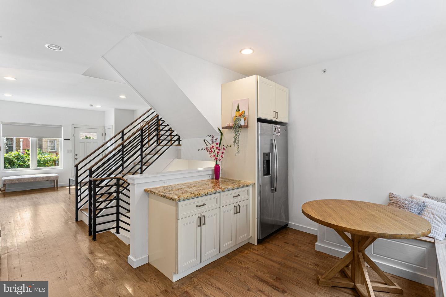 867 N Opal St Property Photo 8