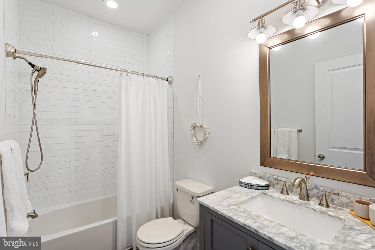 867 N Opal St Property Photo 17