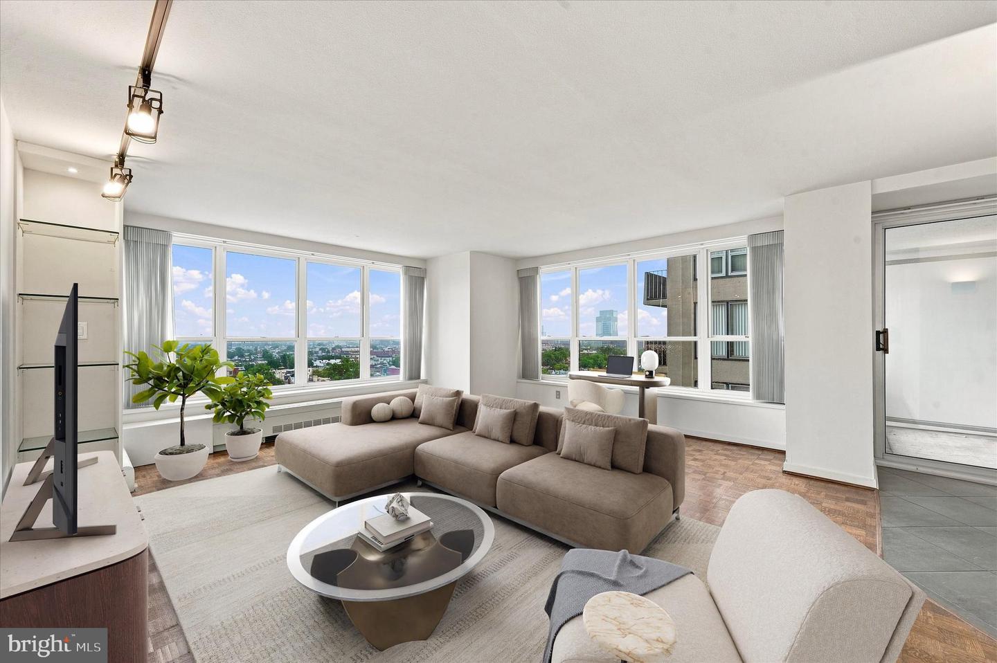 224-30 W Rittenhouse Sq #1410 Property Photo 2