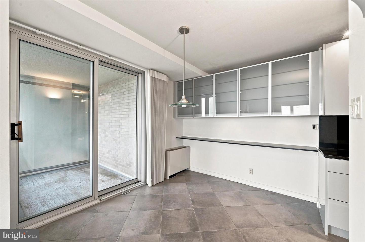 224-30 W Rittenhouse Sq #1410 Property Photo 14