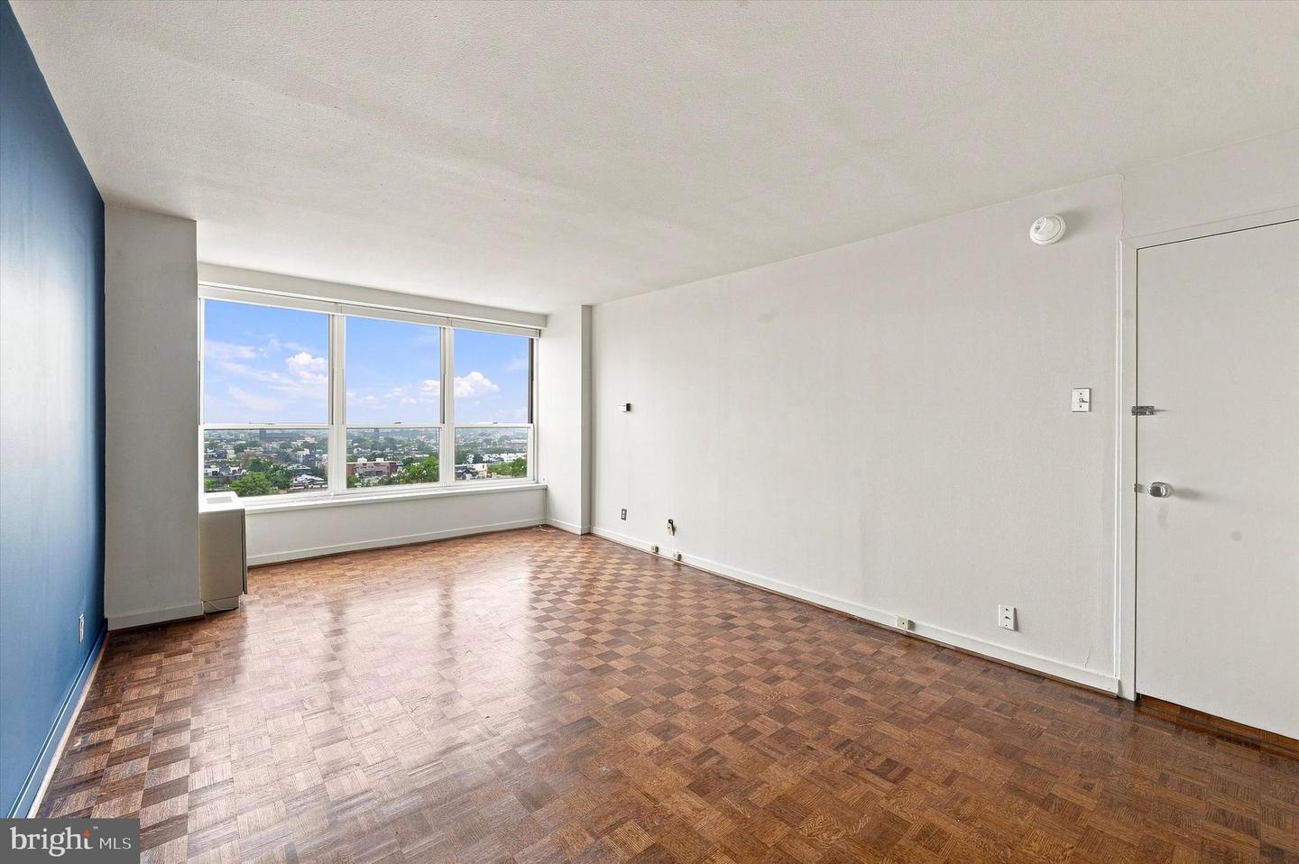 224-30 W Rittenhouse Sq #1410 Property Photo 28
