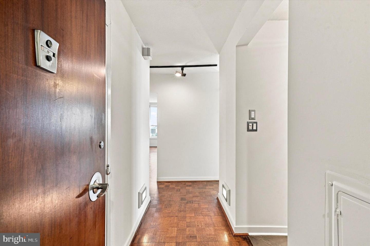 224-30 W Rittenhouse Sq #1410 Property Photo 32