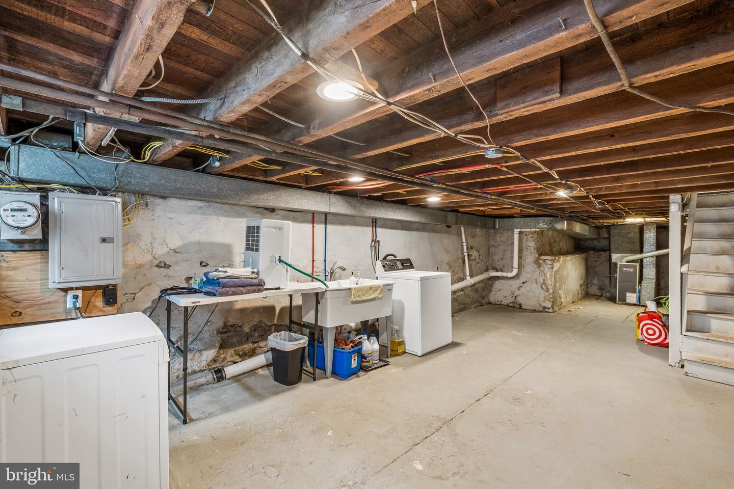 541 Sigel St Property Photo 25