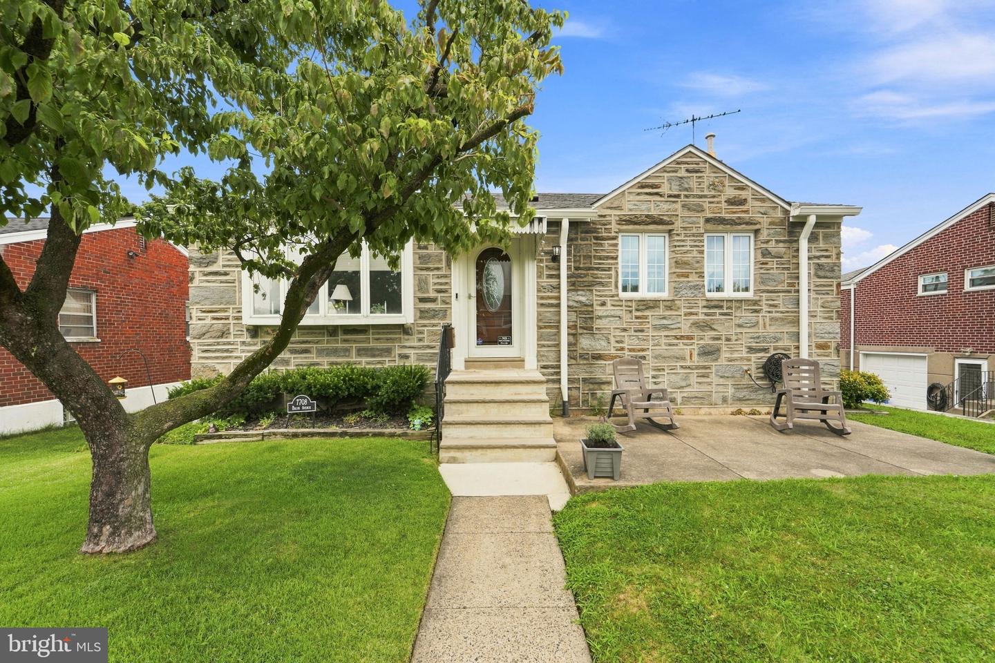 7708 Brous Ave Property Photo 1
