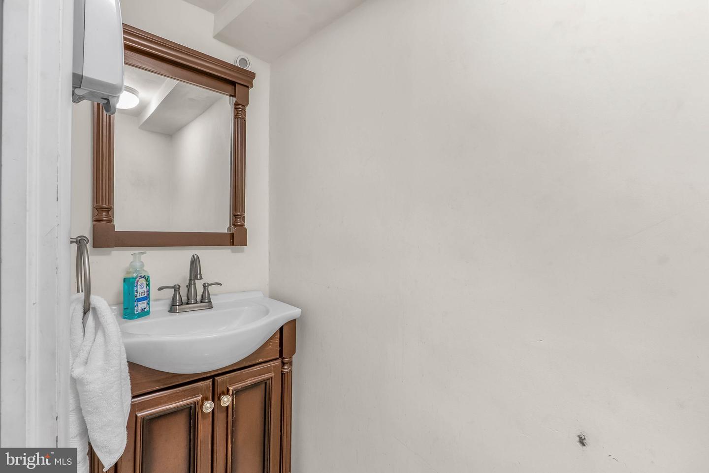 555 Devereaux Ave Property Photo 29