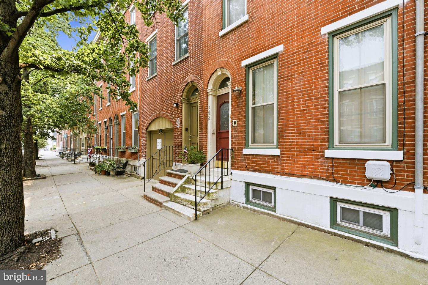 1820 Fairmount Ave Property Photo 2