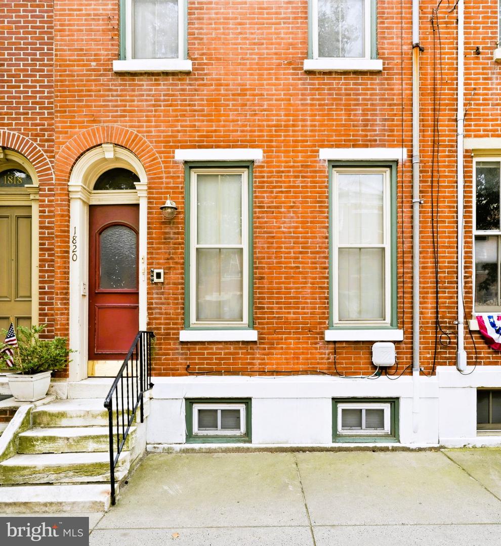 1820 Fairmount Ave Property Photo 4