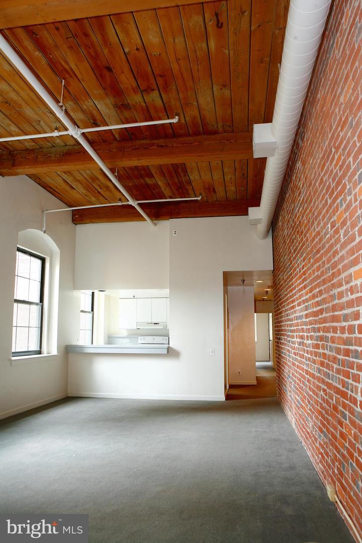 130-5 Arch St #101 Property Photo 6