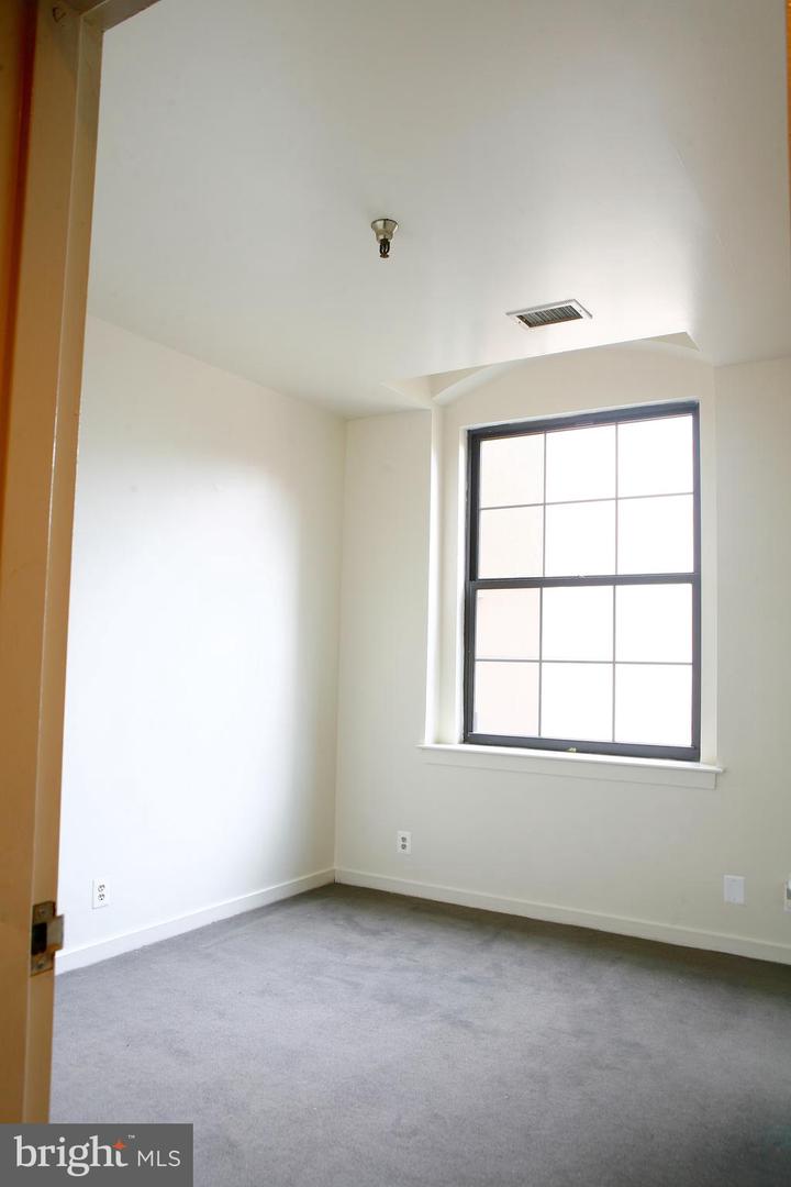 130-5 Arch St #101 Property Photo 9