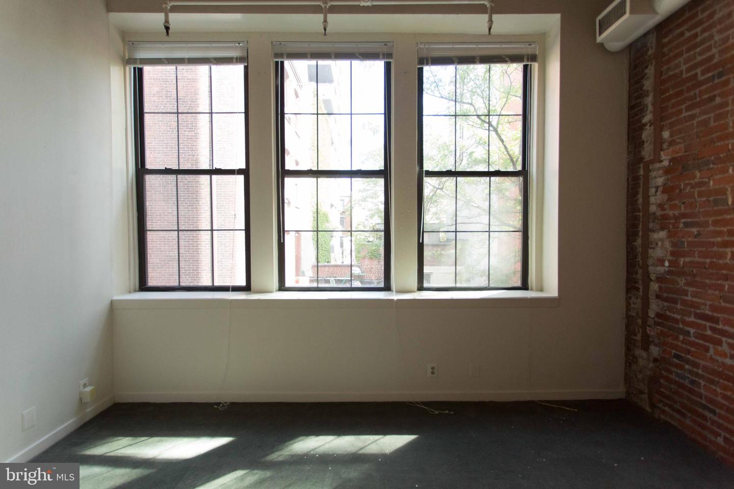 130-5 Arch St #101 Property Photo 10
