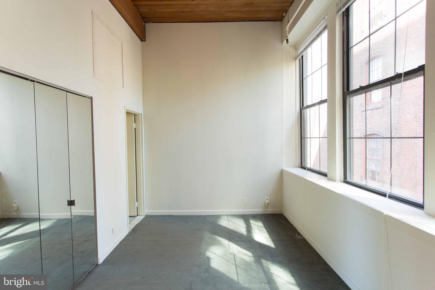 130-5 Arch St #101 Property Photo 11