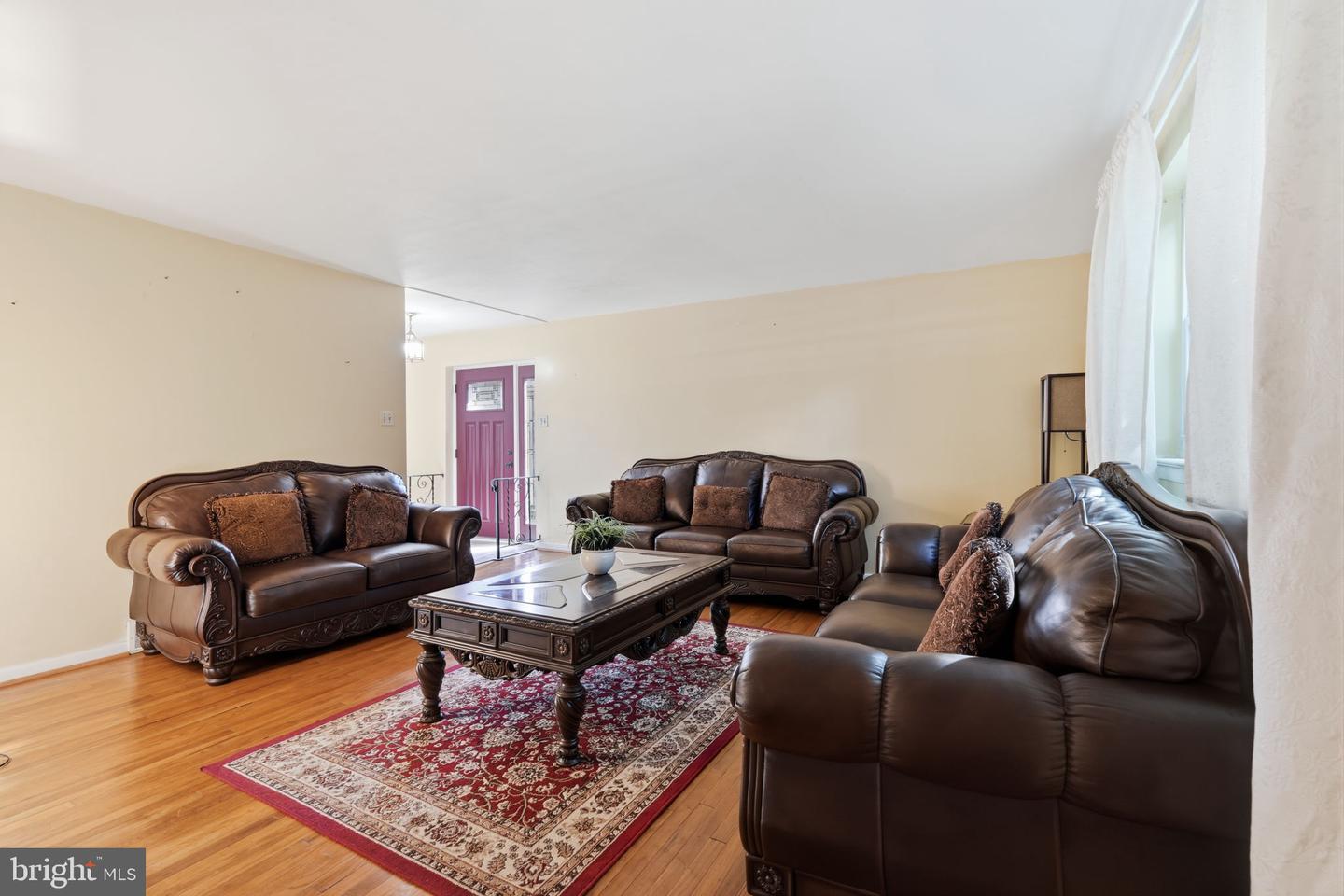 362 Tomlinson Ter Property Photo 14