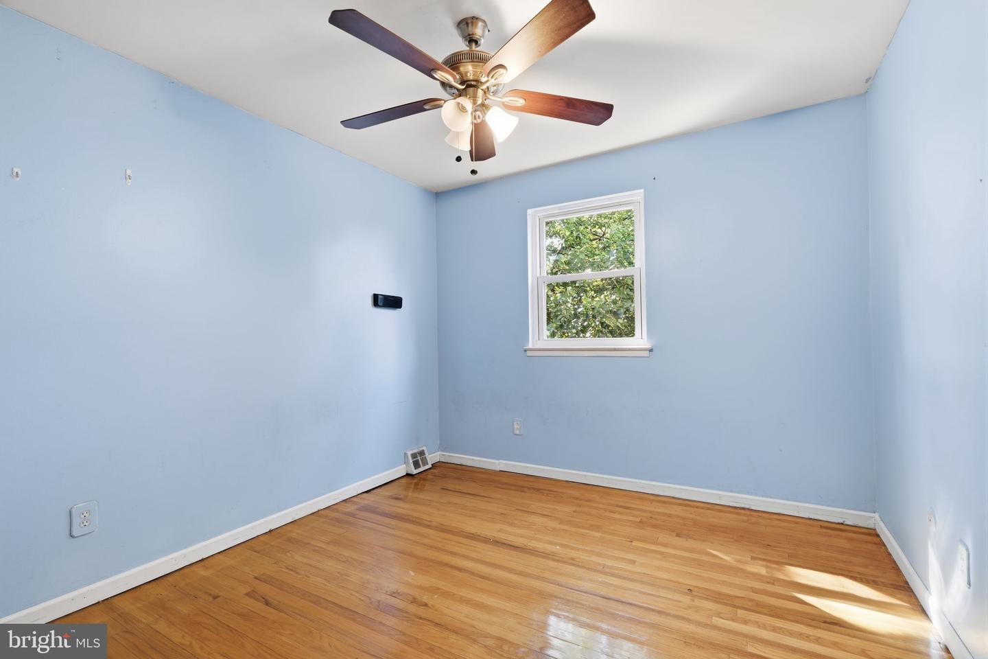 362 Tomlinson Ter Property Photo 23