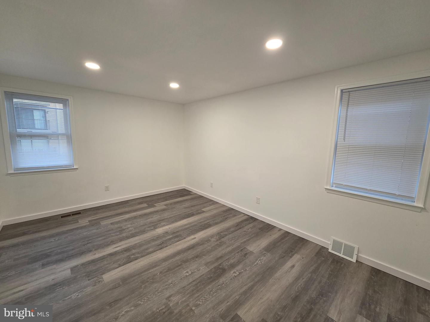 8947 Alton St #2nd Floor Property Photo 5