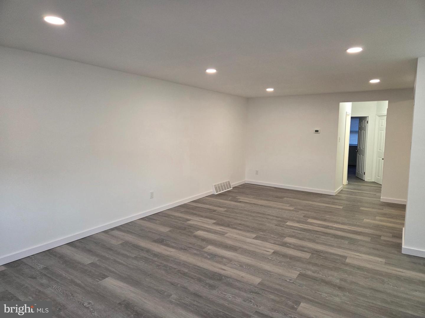 8947 Alton St #2nd Floor Property Photo 16