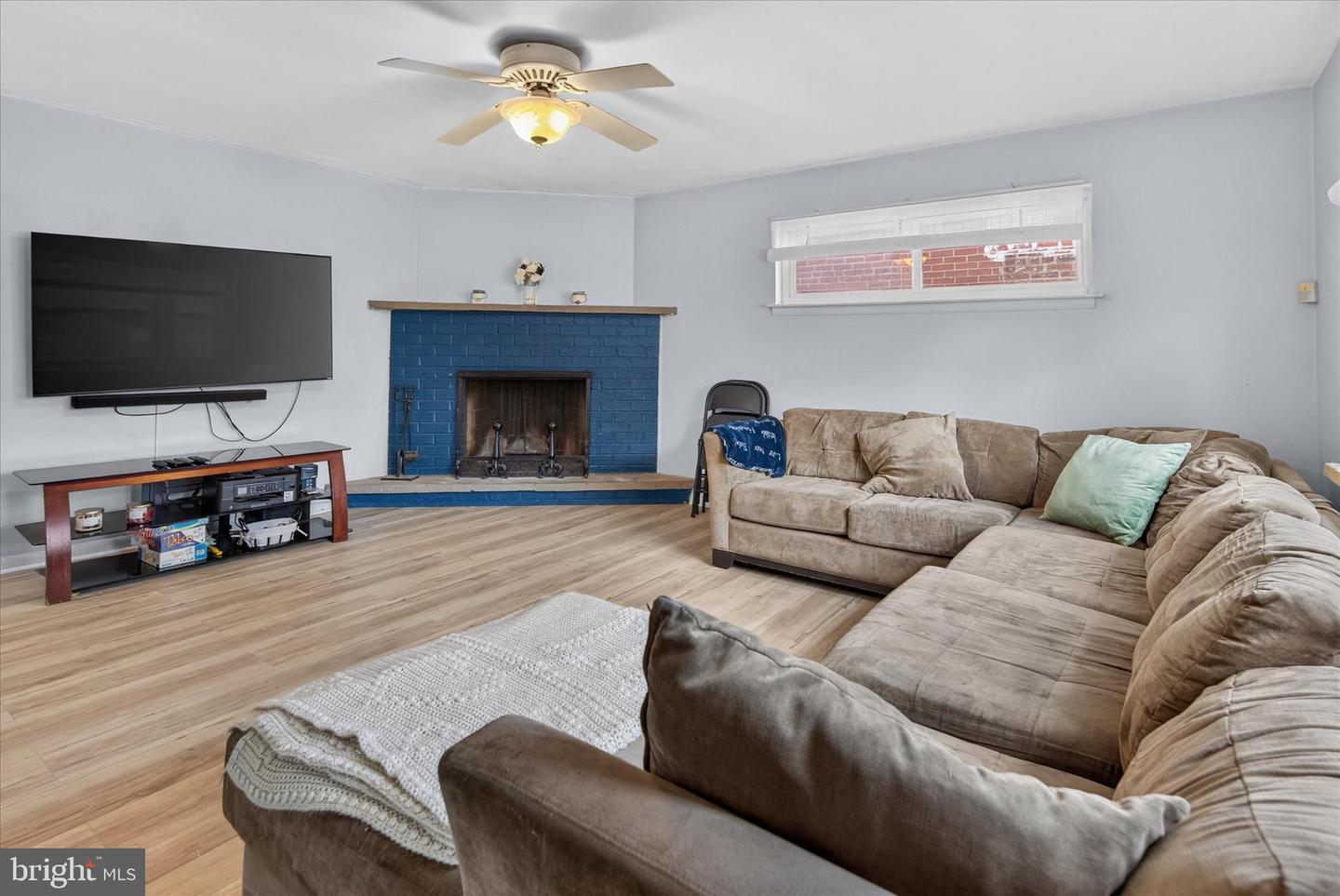 534 Benner St #a Property Photo 7