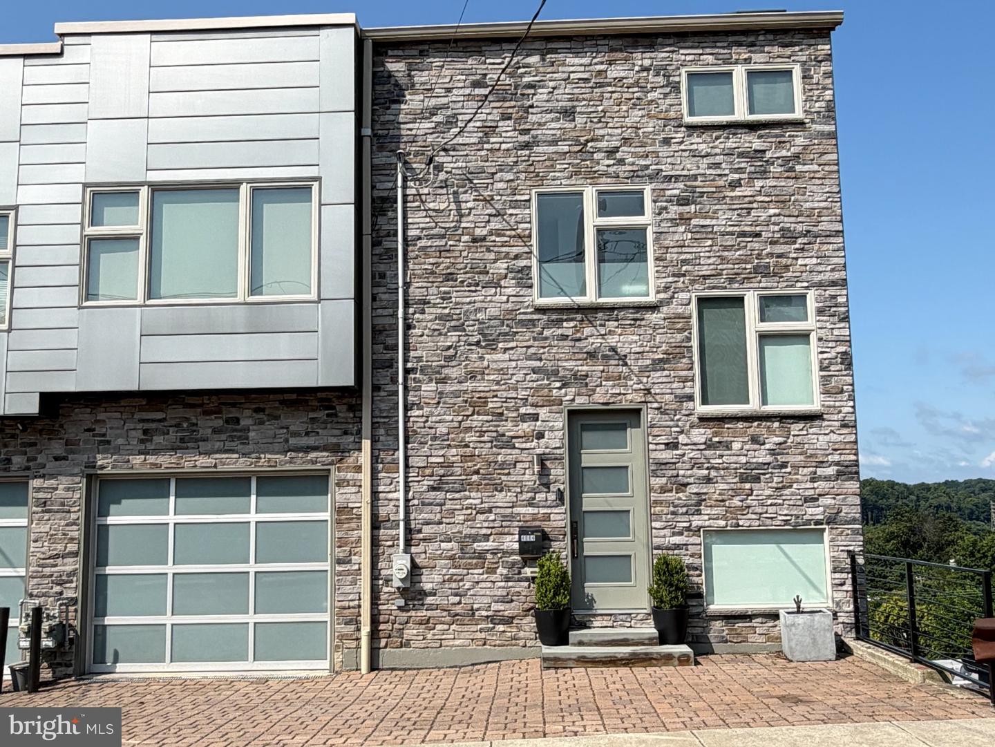 4084 Manayunk Ave Property Photo 1
