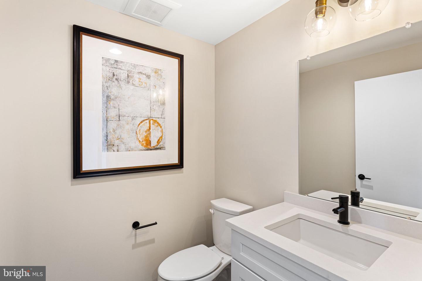 3031 Bridgeview Walk Property Photo 12
