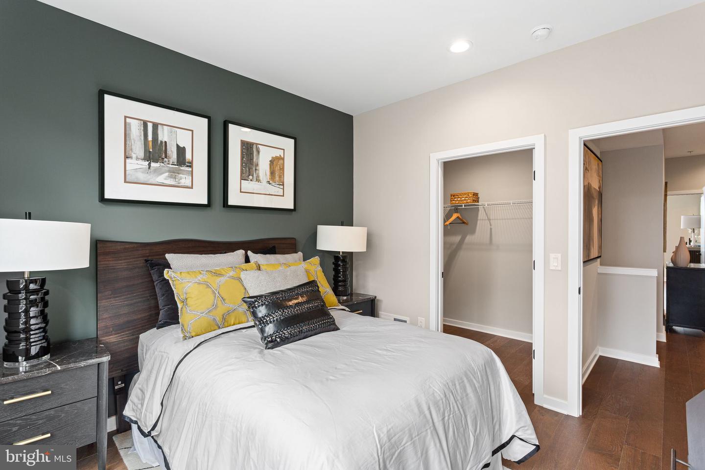 3031 Bridgeview Walk Property Photo 15