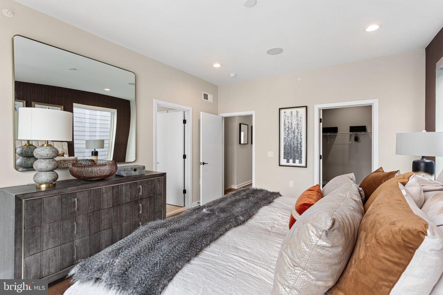 3031 Bridgeview Walk Property Photo 26