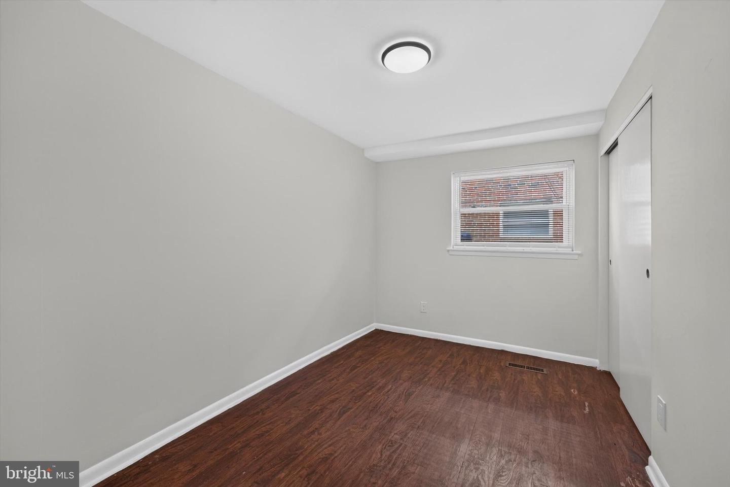2261 Strahle St #1st Fl Property Photo 12