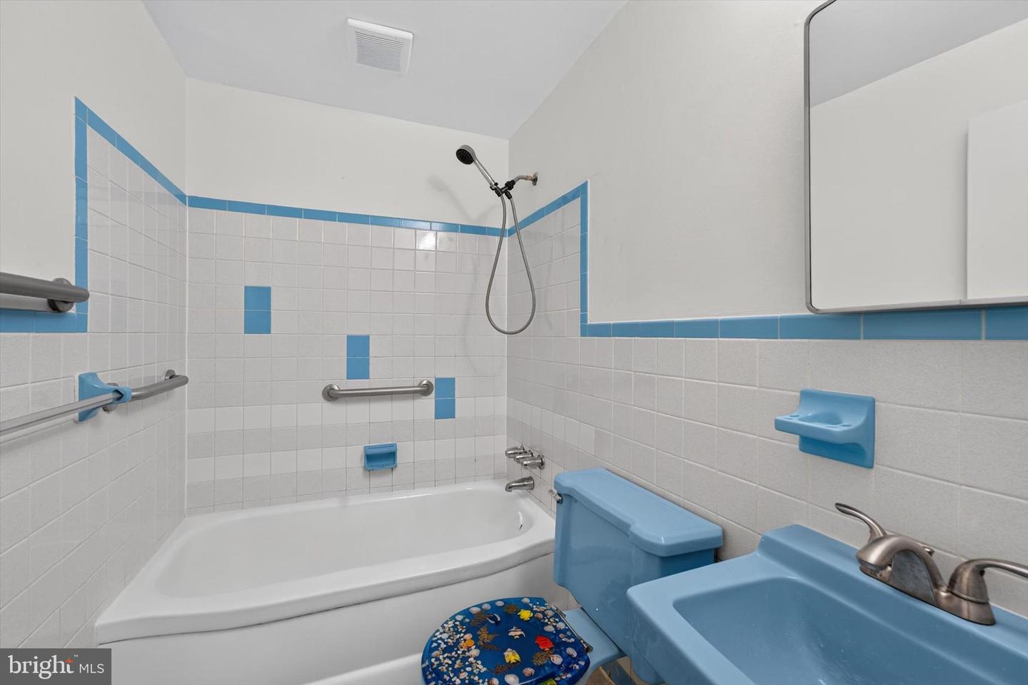2261 Strahle St #1st Fl Property Photo 14