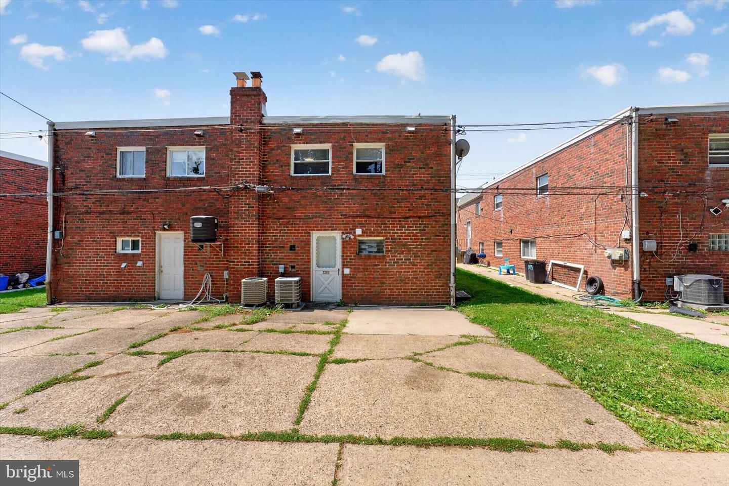 2261 Strahle St #1st Fl Property Photo 18